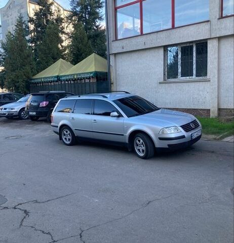 Сірий Фольксваген Пассат Варіант, об'ємом двигуна 1.6 л та пробігом 161 тис. км за 4850 $, фото 1 на Automoto.ua