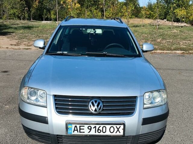 Серый Фольксваген Пассат Вариант, объемом двигателя 1.6 л и пробегом 260 тыс. км за 4000 $, фото 1 на Automoto.ua