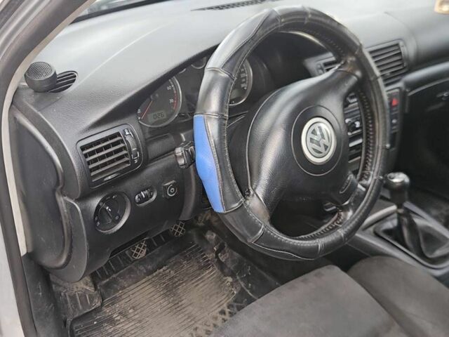 Сірий Фольксваген Пассат Варіант, об'ємом двигуна 2 л та пробігом 350 тис. км за 2500 $, фото 1 на Automoto.ua