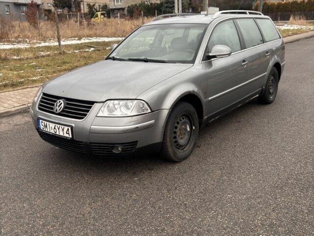 Серый Фольксваген Пассат Вариант, объемом двигателя 1.9 л и пробегом 248 тыс. км за 1400 $, фото 1 на Automoto.ua