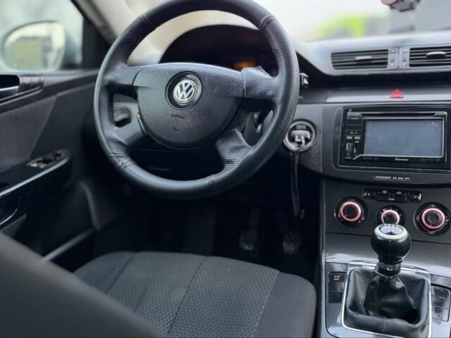 Сірий Фольксваген Пассат Варіант, об'ємом двигуна 1.9 л та пробігом 360 тис. км за 3100 $, фото 1 на Automoto.ua