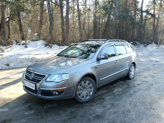Сірий Фольксваген Пассат Варіант, об'ємом двигуна 1.9 л та пробігом 360 тис. км за 4000 $, фото 1 на Automoto.ua