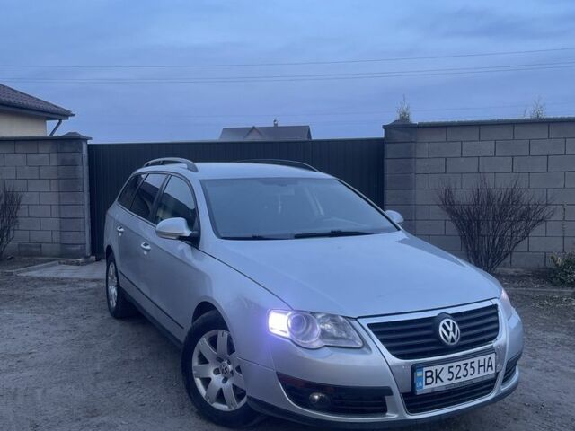 Серый Фольксваген Пассат Вариант, объемом двигателя 2 л и пробегом 480 тыс. км за 4999 $, фото 1 на Automoto.ua