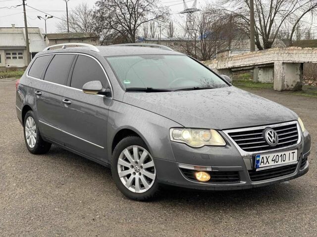 Сірий Фольксваген Пассат Варіант, об'ємом двигуна 1.6 л та пробігом 260 тис. км за 5200 $, фото 1 на Automoto.ua