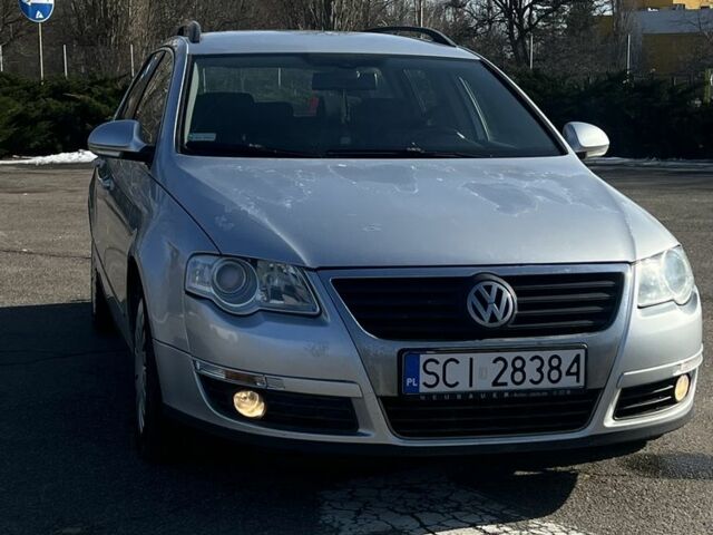 Сірий Фольксваген Пассат Варіант, об'ємом двигуна 2 л та пробігом 296 тис. км за 2960 $, фото 1 на Automoto.ua