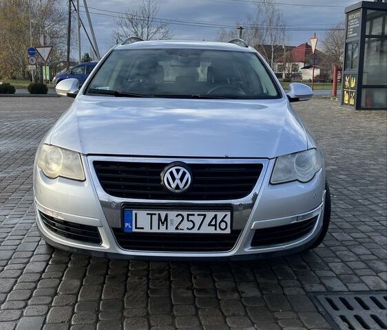 Серый Фольксваген Пассат Вариант, объемом двигателя 1.9 л и пробегом 370 тыс. км за 2600 $, фото 1 на Automoto.ua