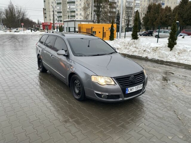 Серый Фольксваген Пассат Вариант, объемом двигателя 2 л и пробегом 300 тыс. км за 1250 $, фото 1 на Automoto.ua