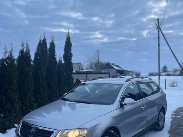 Серый Фольксваген Пассат Вариант, объемом двигателя 1.6 л и пробегом 238 тыс. км за 5499 $, фото 1 на Automoto.ua