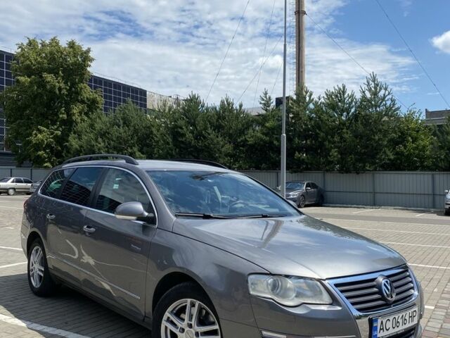 Сірий Фольксваген Пассат Варіант, об'ємом двигуна 2 л та пробігом 235 тис. км за 6300 $, фото 1 на Automoto.ua