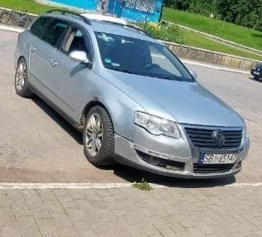 Сірий Фольксваген Пассат Варіант, об'ємом двигуна 2 л та пробігом 300 тис. км за 1999 $, фото 1 на Automoto.ua