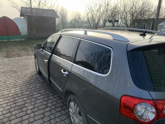 Серый Фольксваген Пассат Вариант, объемом двигателя 2 л и пробегом 247 тыс. км за 5700 $, фото 1 на Automoto.ua