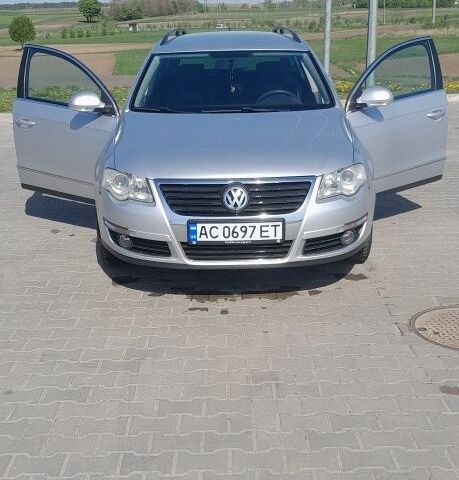 Сірий Фольксваген Пассат Варіант, об'ємом двигуна 2 л та пробігом 314 тис. км за 5700 $, фото 1 на Automoto.ua