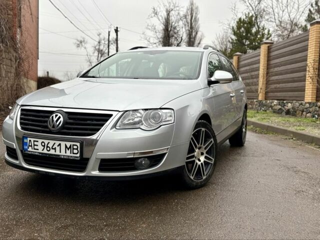 Серый Фольксваген Пассат Вариант, объемом двигателя 2 л и пробегом 274 тыс. км за 6500 $, фото 1 на Automoto.ua