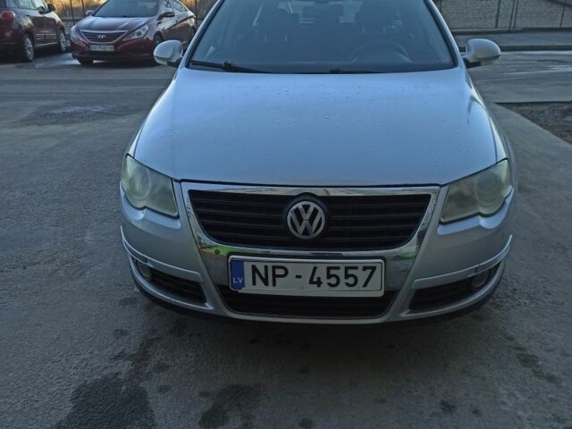 Серый Фольксваген Пассат Вариант, объемом двигателя 2 л и пробегом 280 тыс. км за 3050 $, фото 1 на Automoto.ua