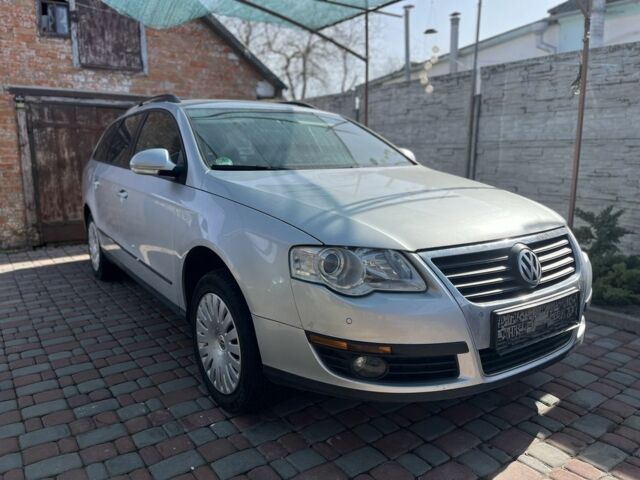 Сірий Фольксваген Пассат Варіант, об'ємом двигуна 2 л та пробігом 280 тис. км за 3300 $, фото 1 на Automoto.ua