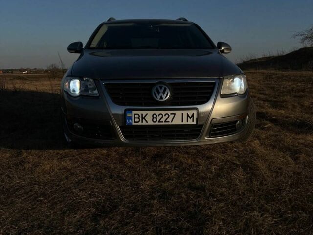 Сірий Фольксваген Пассат Варіант, об'ємом двигуна 2 л та пробігом 280 тис. км за 5700 $, фото 1 на Automoto.ua