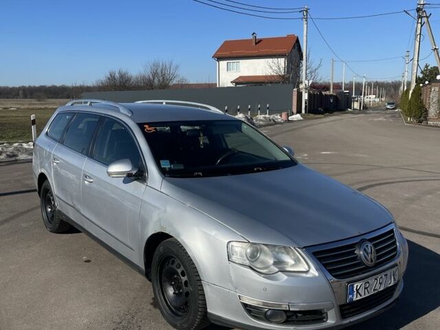 Серый Фольксваген Пассат Вариант, объемом двигателя 2 л и пробегом 422 тыс. км за 1900 $, фото 1 на Automoto.ua