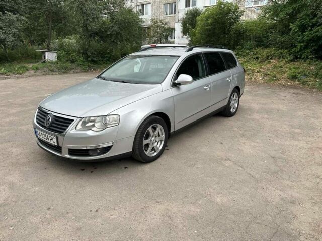 Сірий Фольксваген Пассат Варіант, об'ємом двигуна 2 л та пробігом 302 тис. км за 4999 $, фото 1 на Automoto.ua