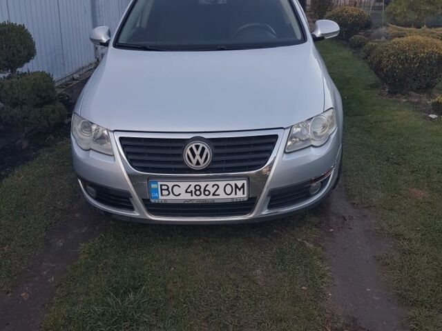 Сірий Фольксваген Пассат Варіант, об'ємом двигуна 2 л та пробігом 225 тис. км за 4500 $, фото 1 на Automoto.ua