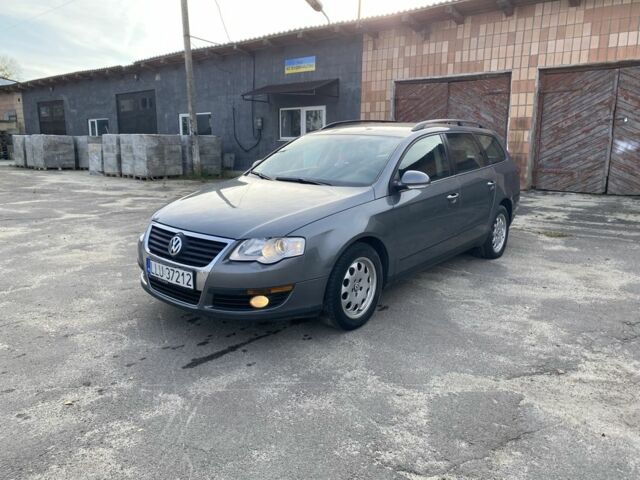 Сірий Фольксваген Пассат Варіант, об'ємом двигуна 1.9 л та пробігом 400 тис. км за 2450 $, фото 1 на Automoto.ua
