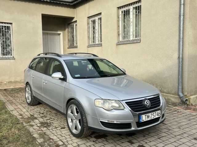 Серый Фольксваген Пассат Вариант, объемом двигателя 1.9 л и пробегом 300 тыс. км за 2750 $, фото 1 на Automoto.ua