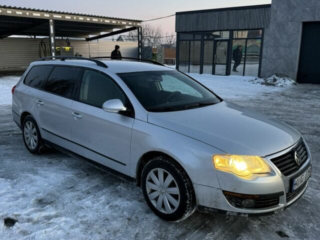 Серый Фольксваген Пассат Вариант, объемом двигателя 0 л и пробегом 320 тыс. км за 2950 $, фото 1 на Automoto.ua