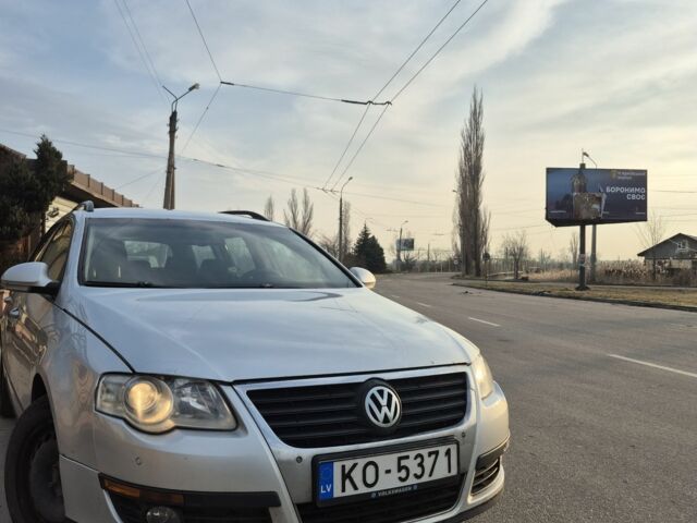 Серый Фольксваген Пассат Вариант, объемом двигателя 2 л и пробегом 395 тыс. км за 2900 $, фото 1 на Automoto.ua