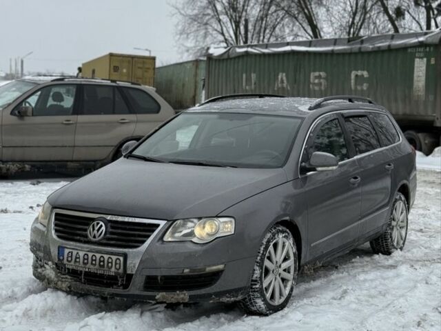 Сірий Фольксваген Пассат Варіант, об'ємом двигуна 2 л та пробігом 350 тис. км за 3999 $, фото 1 на Automoto.ua
