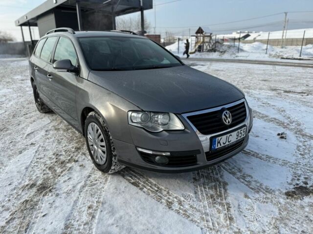 Серый Фольксваген Пассат Вариант, объемом двигателя 1.9 л и пробегом 345 тыс. км за 2850 $, фото 1 на Automoto.ua