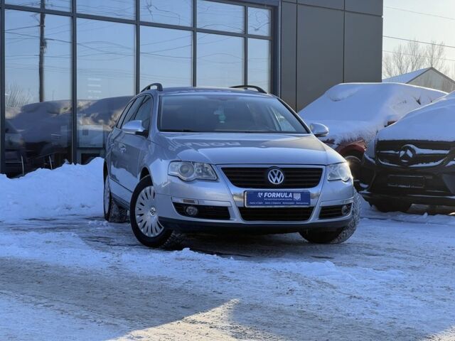 Серый Фольксваген Пассат Вариант, объемом двигателя 2 л и пробегом 313 тыс. км за 5490 $, фото 1 на Automoto.ua