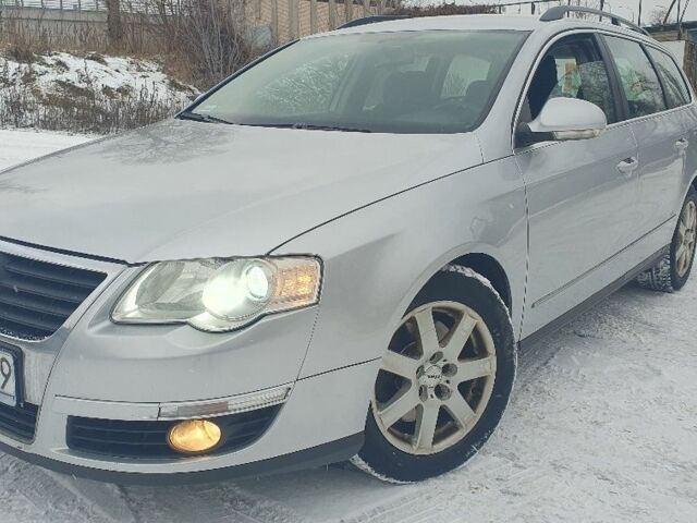 Серый Фольксваген Пассат Вариант, объемом двигателя 2 л и пробегом 333 тыс. км за 3000 $, фото 1 на Automoto.ua