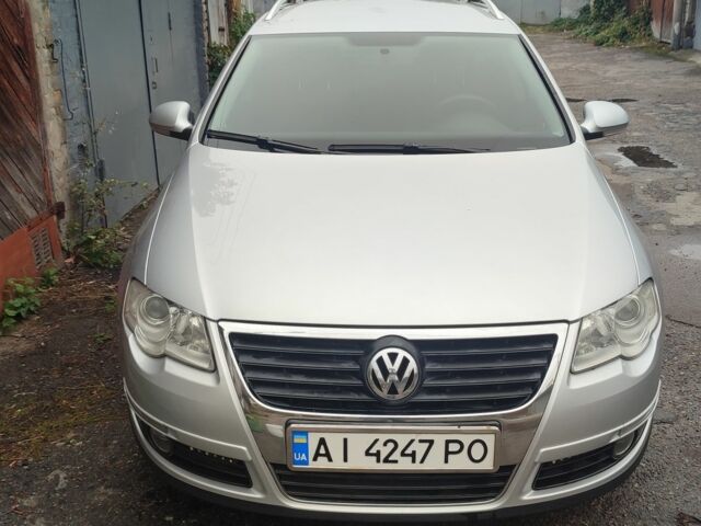 Серый Фольксваген Пассат Вариант, объемом двигателя 1.8 л и пробегом 131 тыс. км за 5911 $, фото 1 на Automoto.ua