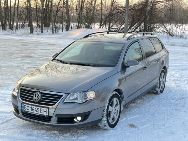 Серый Фольксваген Пассат Вариант, объемом двигателя 2 л и пробегом 300 тыс. км за 4900 $, фото 1 на Automoto.ua