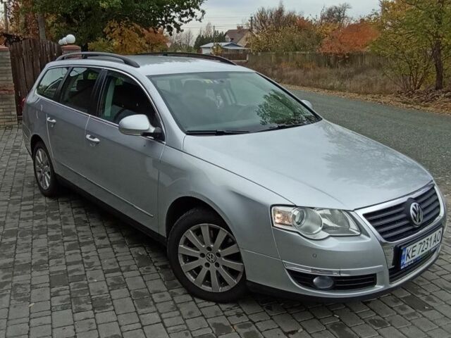 Фольксваген Пассат Вариант 2008 в Днепре (Днепропетровске) на Automoto.ua Серый Фольксваген Пассат Вариант, объемом двигателя 1.8 л и пробегом 220 тыс. км за 6500 $, фото 1 на Automoto.ua