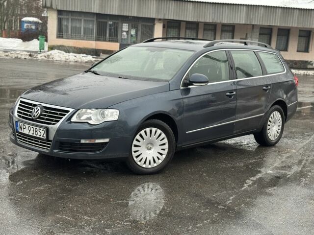 Сірий Фольксваген Пассат Варіант, об'ємом двигуна 2 л та пробігом 303 тис. км за 2950 $, фото 1 на Automoto.ua