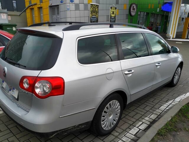 Сірий Фольксваген Пассат Варіант, об'ємом двигуна 2 л та пробігом 153 тис. км за 5465 $, фото 1 на Automoto.ua