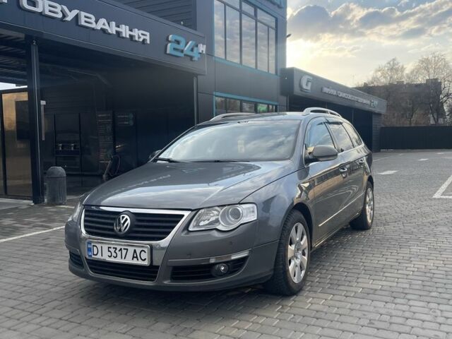 Сірий Фольксваген Пассат Варіант, об'ємом двигуна 2 л та пробігом 456 тис. км за 5850 $, фото 1 на Automoto.ua