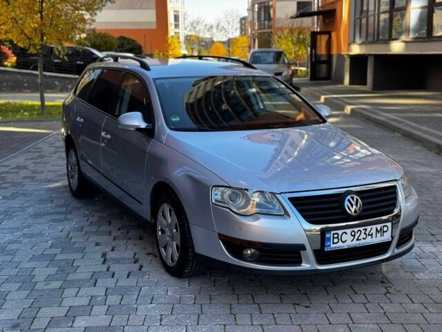 Фольксваген Пассат Вариант 2008 в Ивано-Франковске на Automoto.ua Серый Фольксваген Пассат Вариант, объемом двигателя 1.4 л и пробегом 306 тыс. км за 4900 $, фото 1 на Automoto.ua