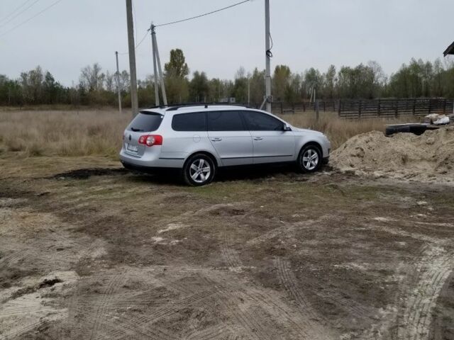 Сірий Фольксваген Пассат Варіант, об'ємом двигуна 2 л та пробігом 320 тис. км за 6000 $, фото 1 на Automoto.ua