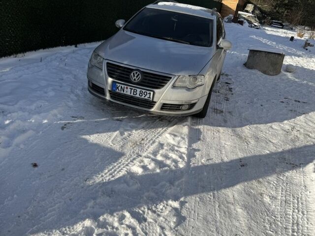 Сірий Фольксваген Пассат Варіант, об'ємом двигуна 0 л та пробігом 210 тис. км за 2800 $, фото 1 на Automoto.ua