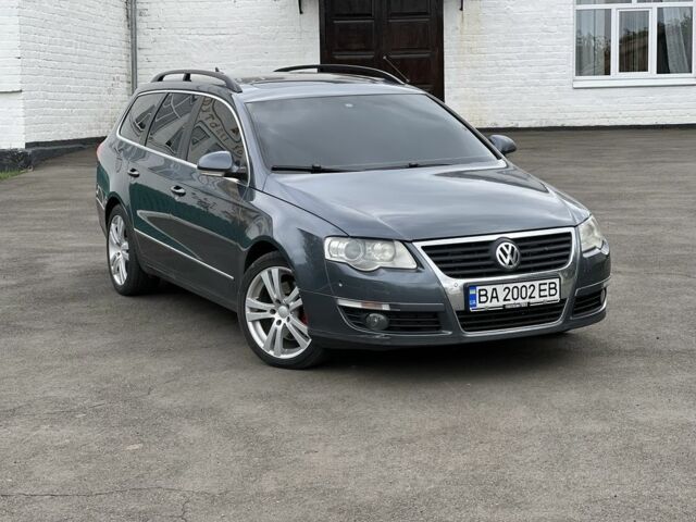Сірий Фольксваген Пассат Варіант, об'ємом двигуна 2 л та пробігом 305 тис. км за 5800 $, фото 1 на Automoto.ua