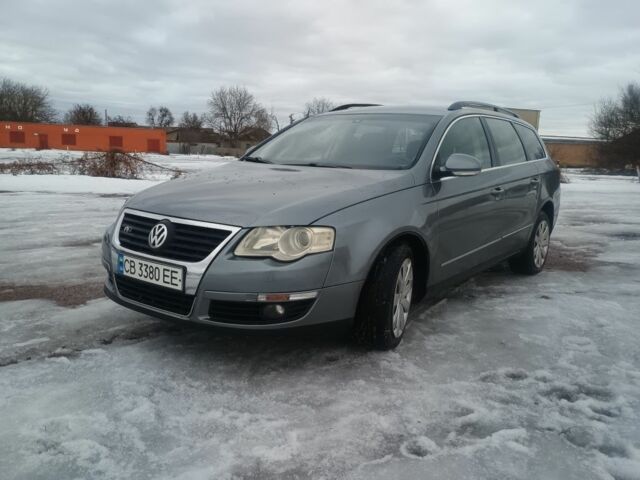 Серый Фольксваген Пассат Вариант, объемом двигателя 2 л и пробегом 145 тыс. км за 4950 $, фото 1 на Automoto.ua