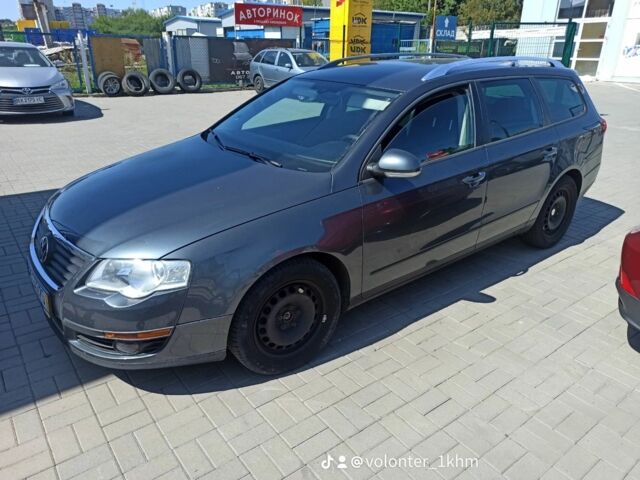 Серый Фольксваген Пассат Вариант, объемом двигателя 2 л и пробегом 350 тыс. км за 3000 $, фото 1 на Automoto.ua