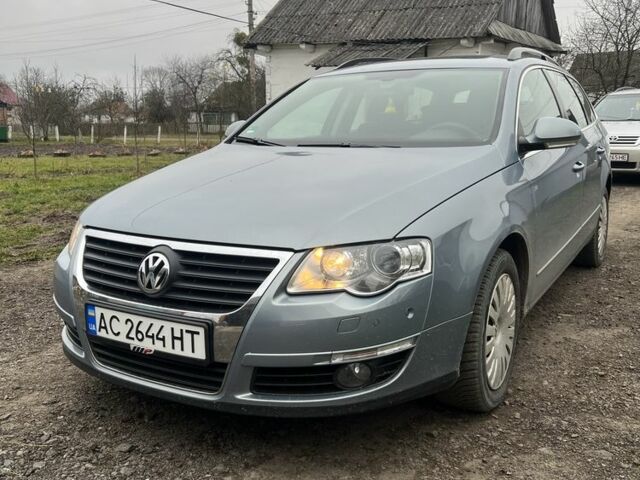Серый Фольксваген Пассат Вариант, объемом двигателя 1.4 л и пробегом 252 тыс. км за 7000 $, фото 1 на Automoto.ua