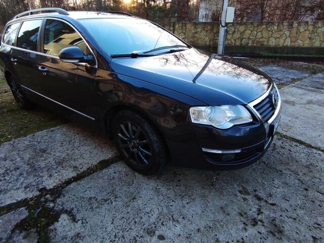 Серый Фольксваген Пассат Вариант, объемом двигателя 2 л и пробегом 287 тыс. км за 7900 $, фото 1 на Automoto.ua