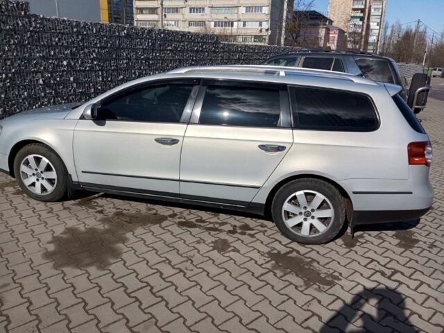 Сірий Фольксваген Пассат Варіант, об'ємом двигуна 2 л та пробігом 250 тис. км за 6300 $, фото 1 на Automoto.ua