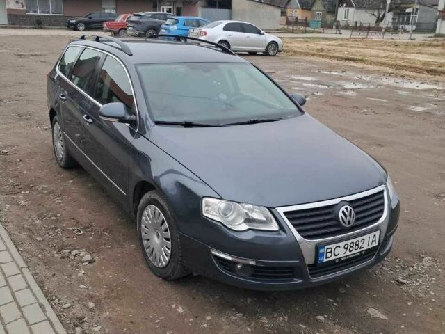 Сірий Фольксваген Пассат Варіант, об'ємом двигуна 1.6 л та пробігом 232 тис. км за 7900 $, фото 1 на Automoto.ua