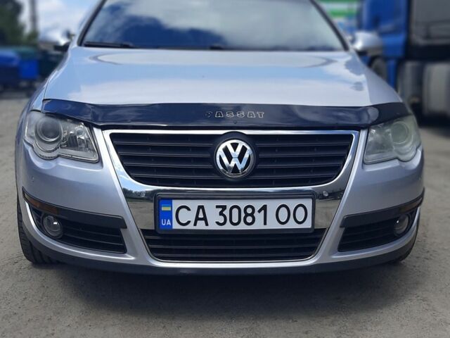 Сірий Фольксваген Пассат Варіант, об'ємом двигуна 2 л та пробігом 208 тис. км за 8200 $, фото 1 на Automoto.ua