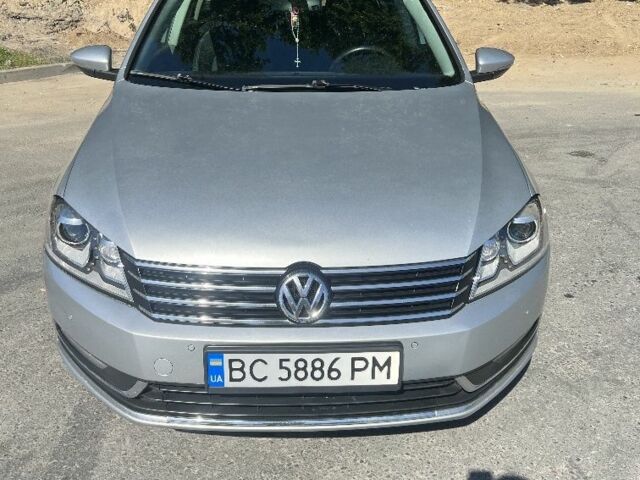 Серый Фольксваген Пассат Вариант, объемом двигателя 1.6 л и пробегом 242 тыс. км за 8500 $, фото 1 на Automoto.ua
