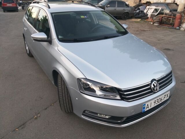 Фольксваген Пассат Вариант 2011 в Киеве на Automoto.ua Серый Фольксваген Пассат Вариант, объемом двигателя 1.8 л и пробегом 180 тыс. км за 10500 $, фото 1 на Automoto.ua